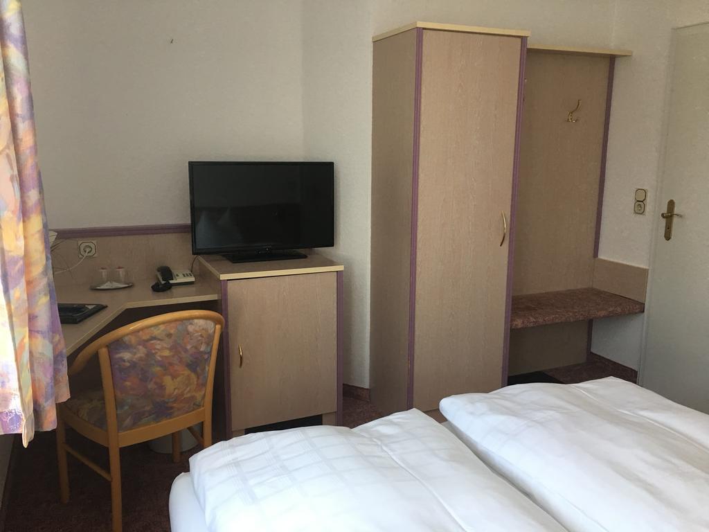 Hotel & Restaurant Park Cafe Isa Erfurt Luaran gambar