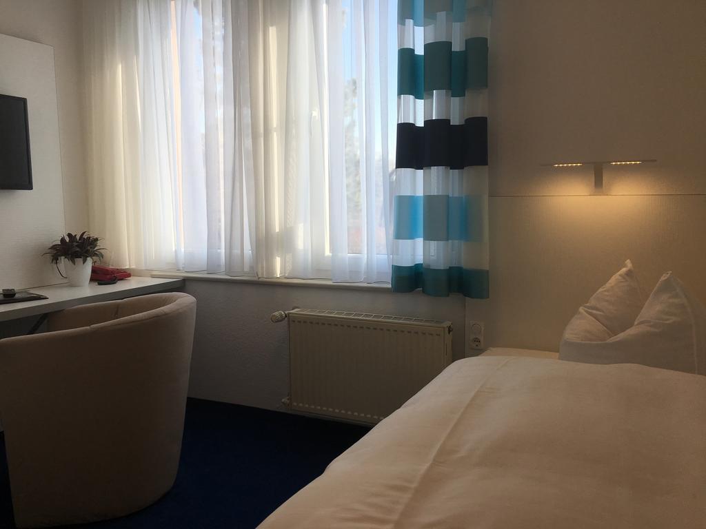 Hotel & Restaurant Park Cafe Isa Erfurt Luaran gambar